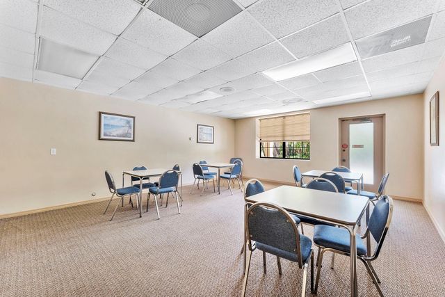 3051 NW 48th Avenue 808, Coconut Creek, FL 33063