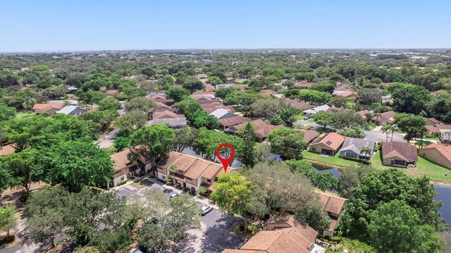 3051 NW 48th Avenue 808, Coconut Creek, FL 33063