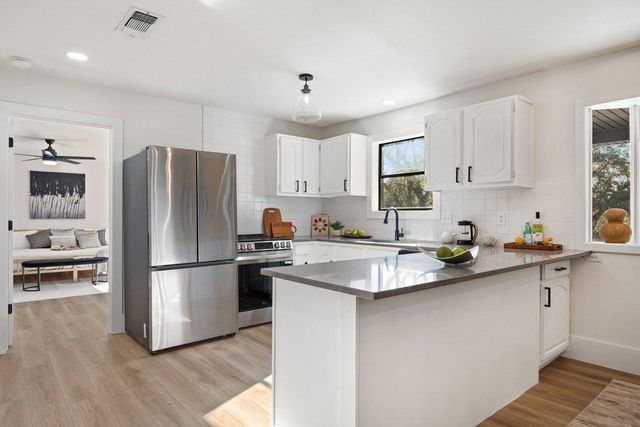 234 Woodcreek DR, Wimberley, TX 78676