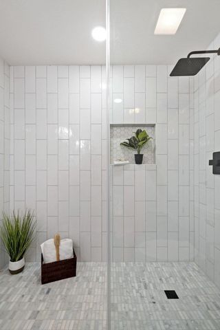 234 Woodcreek DR, Wimberley, TX 78676