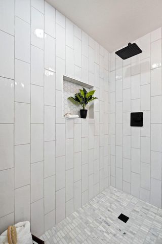 234 Woodcreek DR, Wimberley, TX 78676