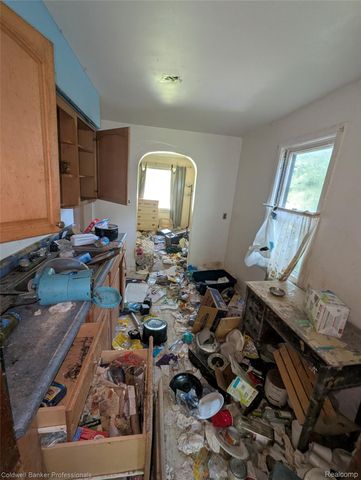 1750 N Hix Road, Westland, MI 48185