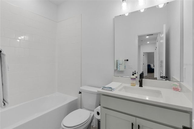 16983 CEDAR VALLEY CIRCLE, Clermont, FL 34711