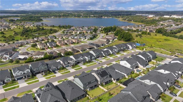 16983 CEDAR VALLEY CIRCLE, Clermont, FL 34711