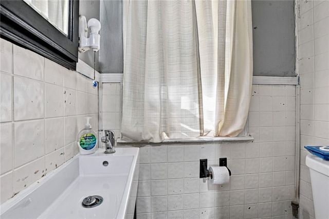 51 Hall Street, Providence, RI 02904
