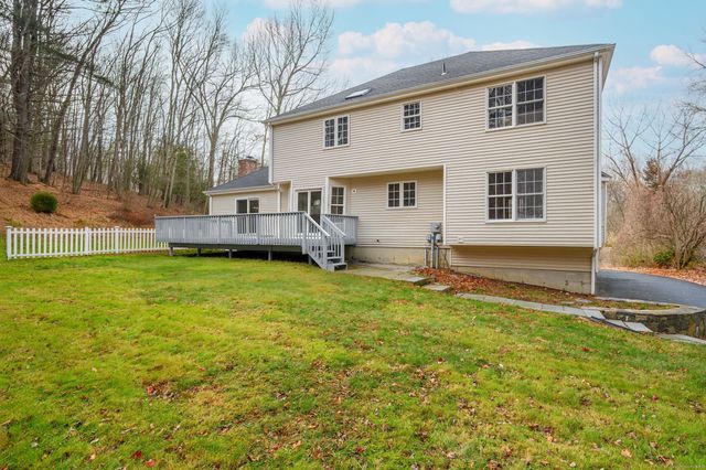 23 Fawnwood Road, Newtown, CT 06482