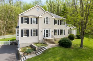 23 Fawnwood Road, Newtown, CT 06482