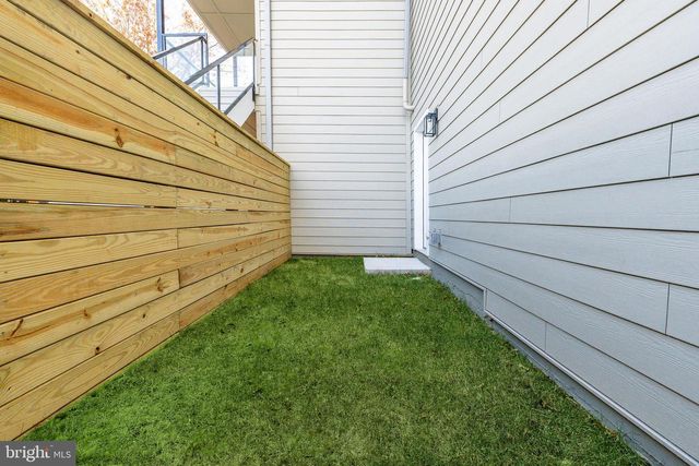 252 GATE ST, Philadelphia, PA 19128