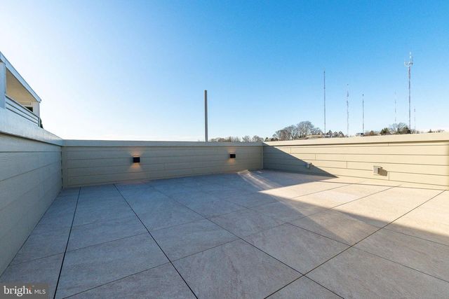 252 GATE ST, Philadelphia, PA 19128