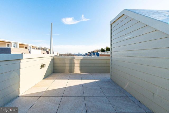 252 GATE ST, Philadelphia, PA 19128