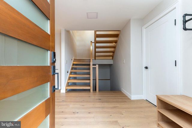 252 GATE ST, Philadelphia, PA 19128