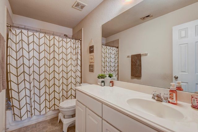 2031 Upland Plover Court, Rosenberg, TX 77471