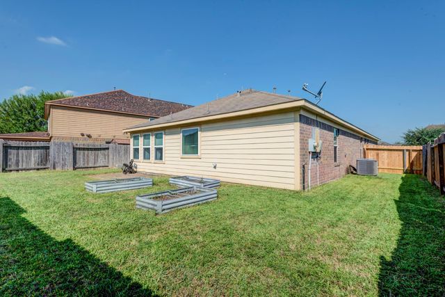 2031 Upland Plover Court, Rosenberg, TX 77471