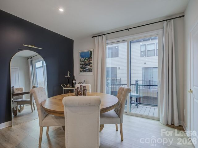 6112 Station Crossing Avenue, Charlotte, NC 28217