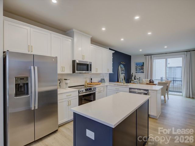 6112 Station Crossing Avenue, Charlotte, NC 28217