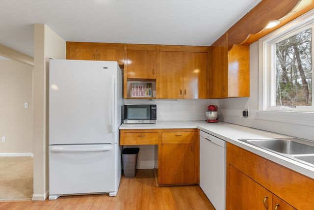 61 Oak Hill Rd, Chatham, MA 02633