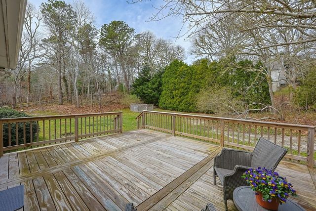 61 Oak Hill Rd, Chatham, MA 02633