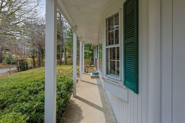 61 Oak Hill Rd, Chatham, MA 02633