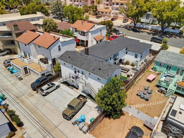 1953 Emerald St, San Diego, CA 92109