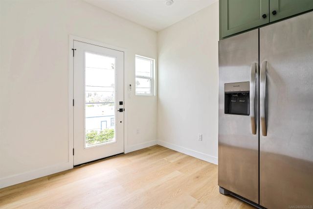 1953 Emerald St, San Diego, CA 92109