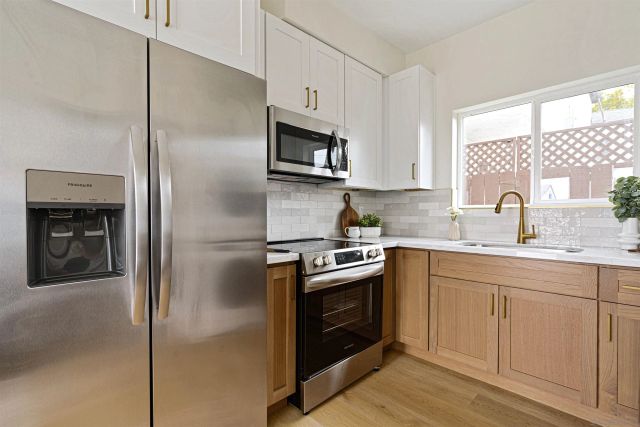 1953 Emerald St, San Diego, CA 92109