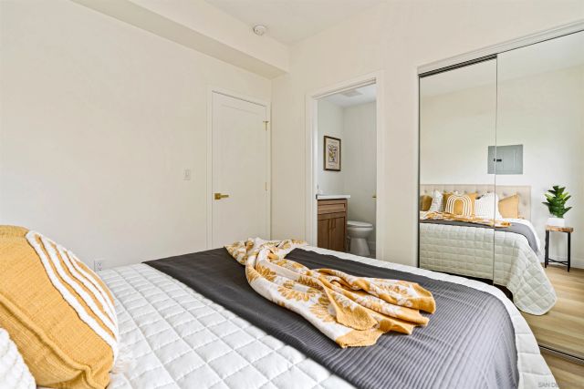 1953 Emerald St, San Diego, CA 92109