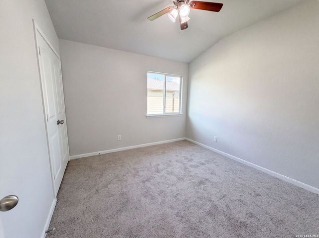 955 PUMPKIN RDG, New Braunfels, TX 78130