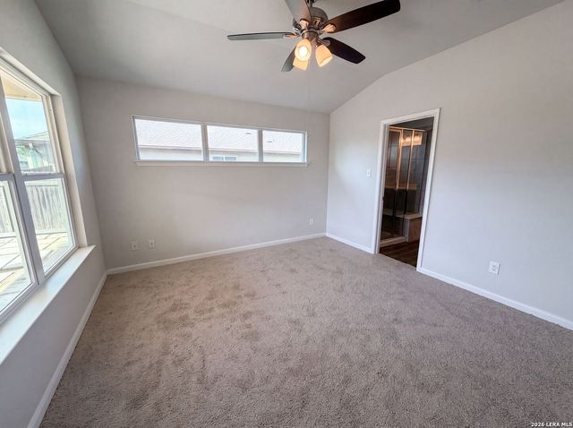 955 PUMPKIN RDG, New Braunfels, TX 78130