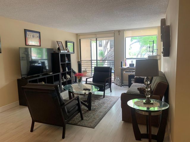 6701 N University Drive 217, Tamarac, FL 33321