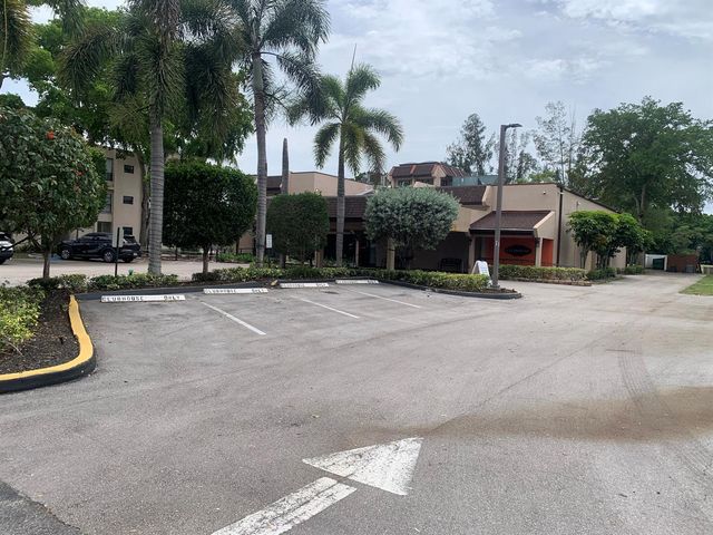 6701 N University Drive 217, Tamarac, FL 33321