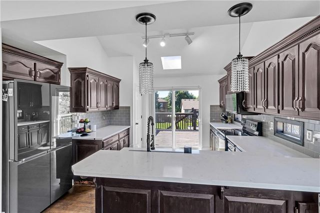 7905 NE 112th Street, Kansas City, MO 64157