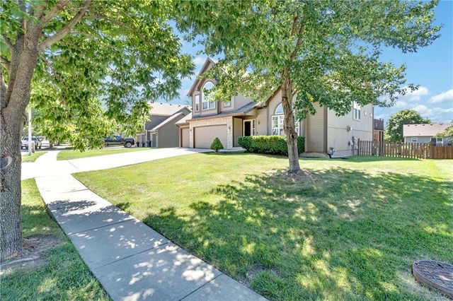 7905 NE 112th Street, Kansas City, MO 64157