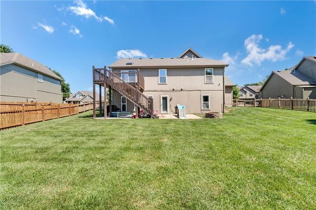 7905 NE 112th Street, Kansas City, MO 64157
