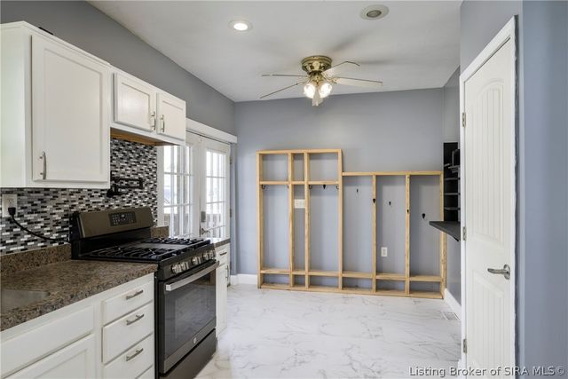 139 E Harrison Avenue, Clarksville, IN 47129