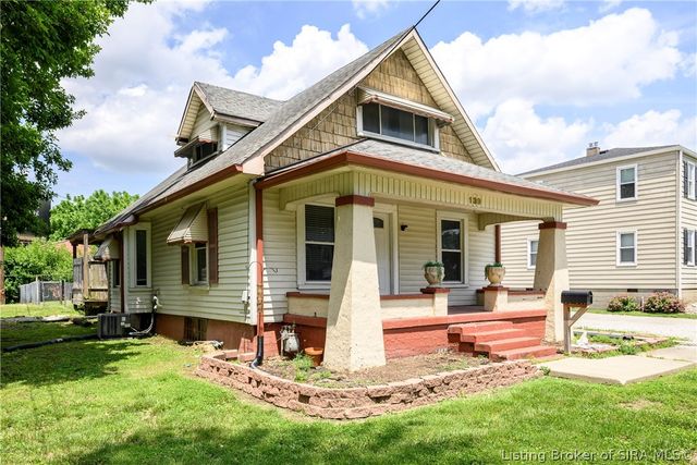 139 E Harrison Avenue, Clarksville, IN 47129