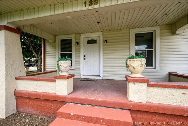 139 E Harrison Avenue, Clarksville, IN 47129