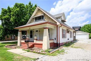 139 E Harrison Avenue, Clarksville, IN 47129
