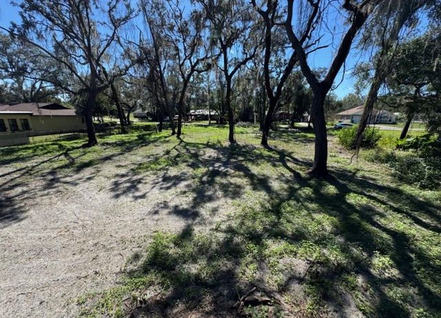 34779 HIBISCUS DRIVE, Dade City, FL 33523