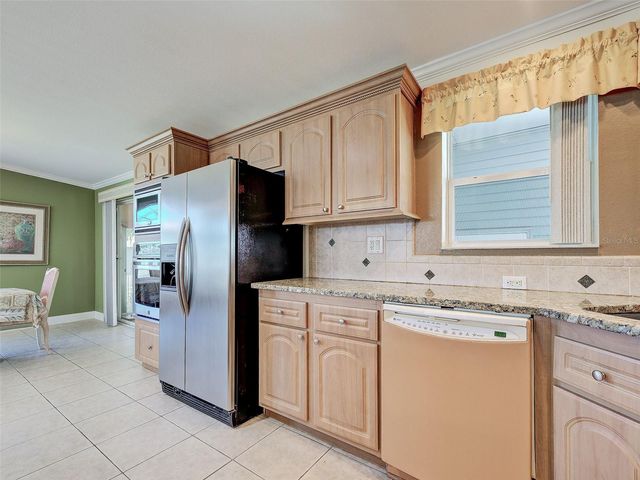 10 N BUENA VISTA AVENUE, Englewood, FL 34223