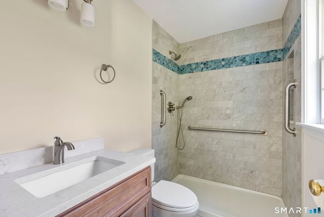 555 Waterville Road, Avon, CT 06001