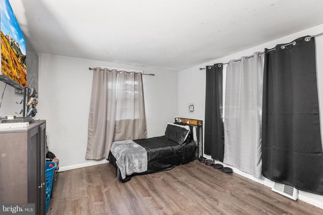 1317 WALNUT AVE, Voorhees, NJ 08043