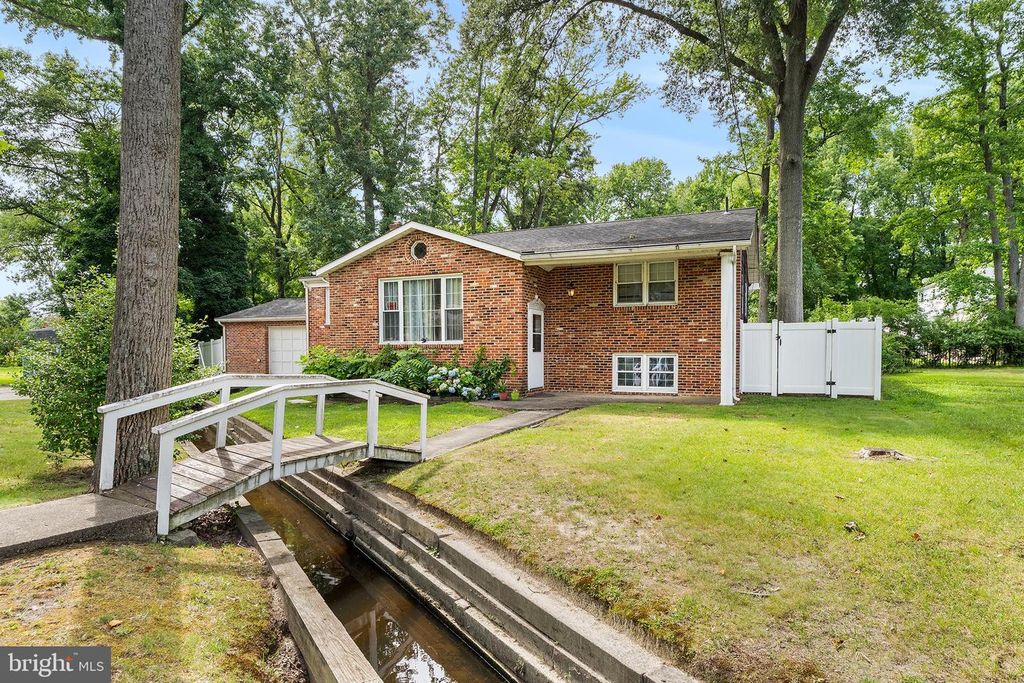 1317 WALNUT AVE, Voorhees, NJ 08043