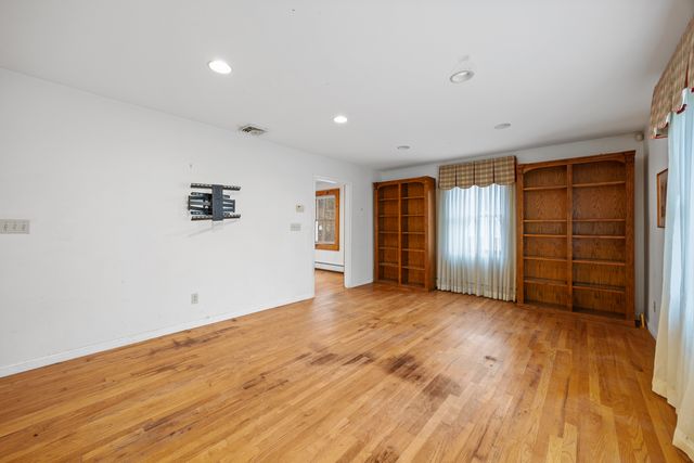 50 Northwoods Road, Farmington, CT 06032