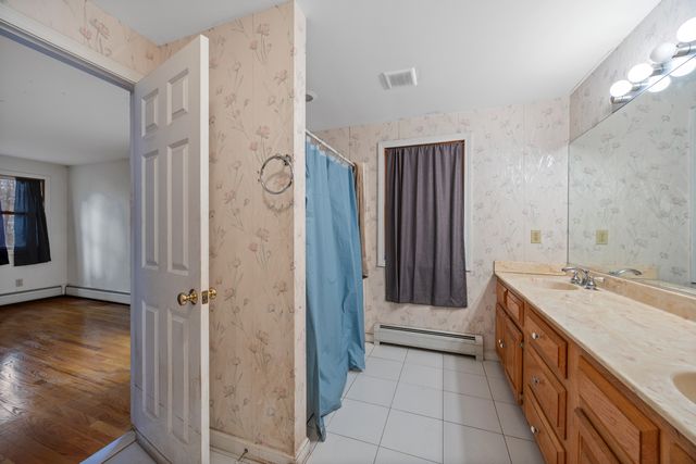 50 Northwoods Road, Farmington, CT 06032