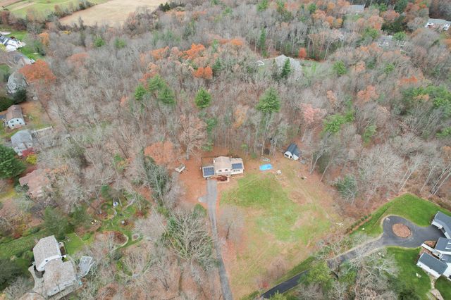 50 Northwoods Road, Farmington, CT 06032