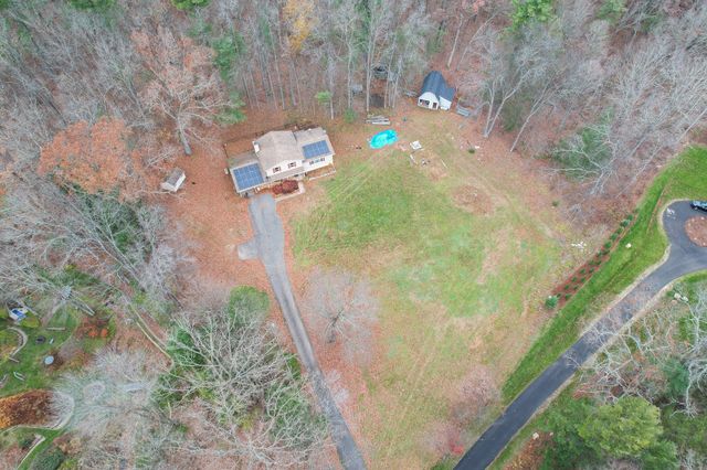 50 Northwoods Road, Farmington, CT 06032