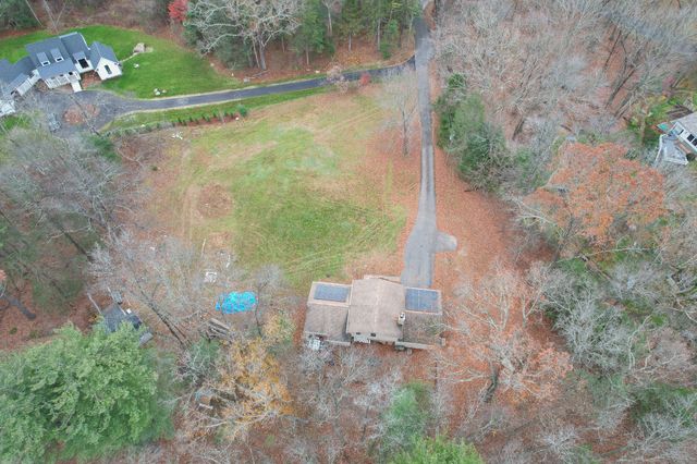 50 Northwoods Road, Farmington, CT 06032