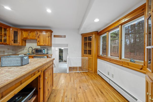 50 Northwoods Road, Farmington, CT 06032