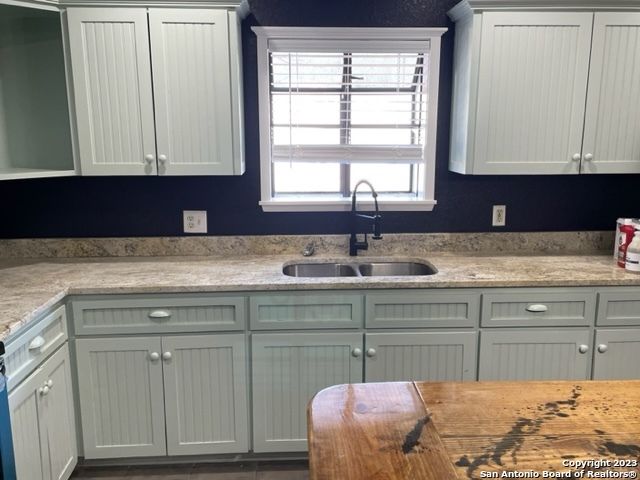 2219 hackberry, San Antonio, TX 78210