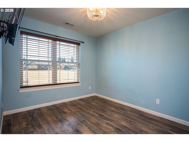 14027 TRAVELER Rd, Oregon City, OR 97045